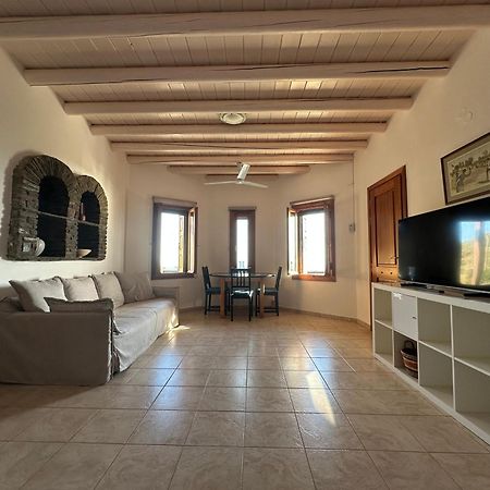 Andros Escape Condos Korthio エクステリア 写真
