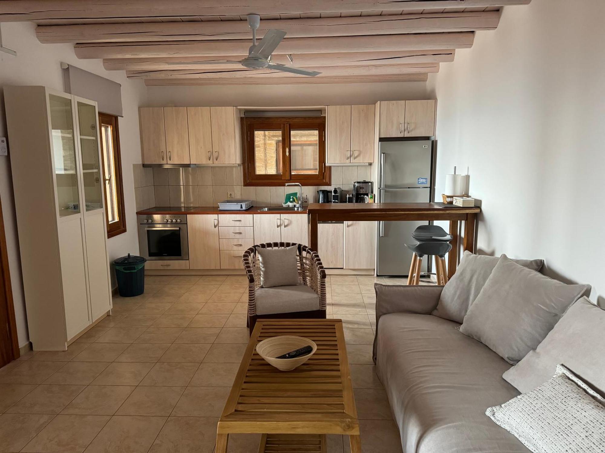 Andros Escape Condos Korthio エクステリア 写真