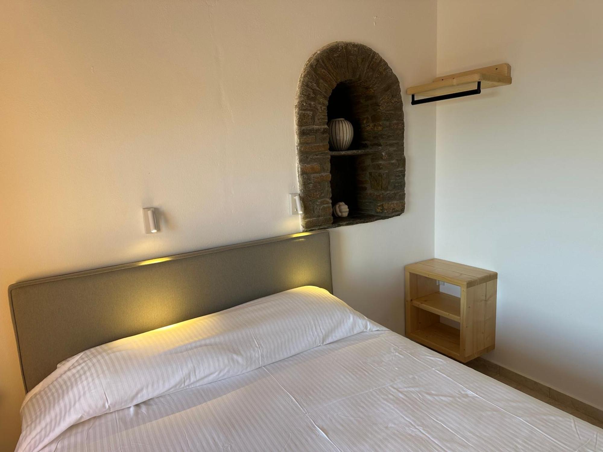 Andros Escape Condos Korthio エクステリア 写真